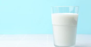 glass of milk representing dairy reverse osmosis element processing in dairy industry