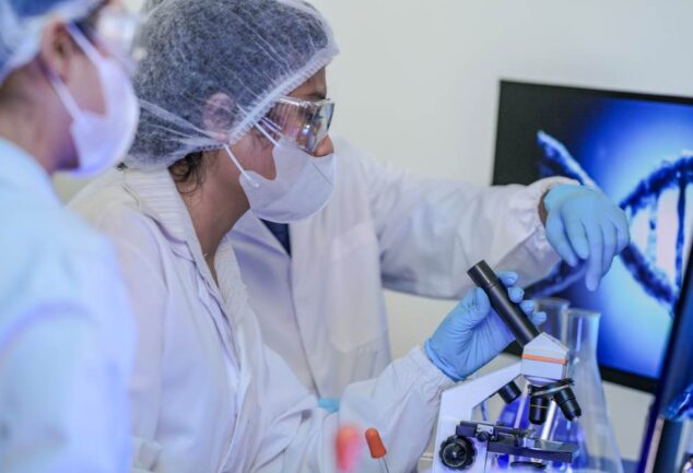 Advanced laboratory imaging system used in Agilent cancer research solutions